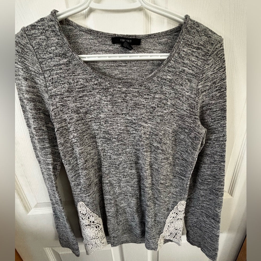 3 for $20! Forever 21 size medium sweater